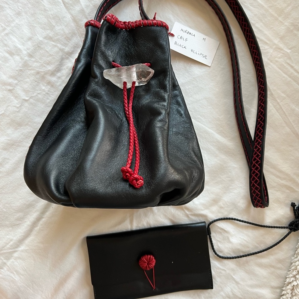 NWT IACOBELLA BUCKET BAG